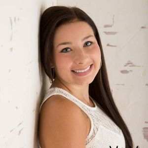 Meet your Posher, Aly